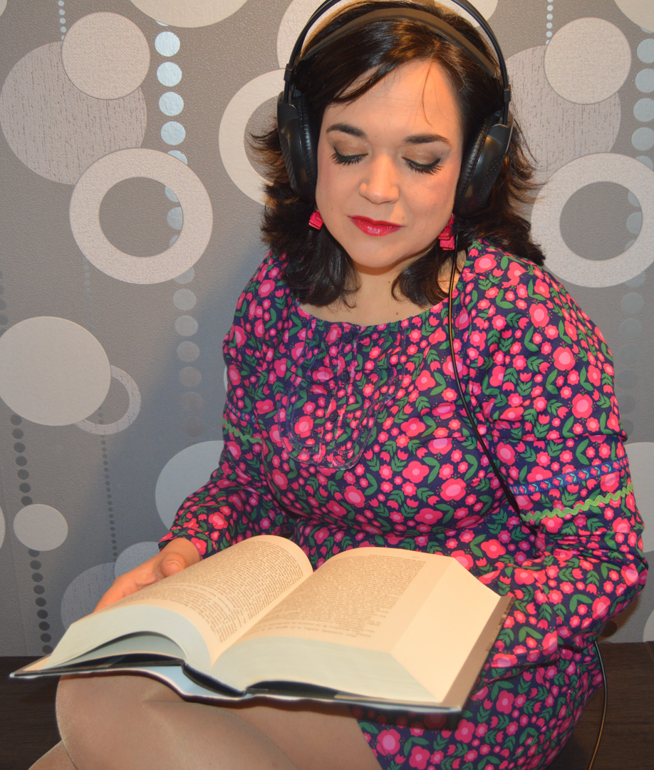 Rosalía Díaz | Locutora de libros